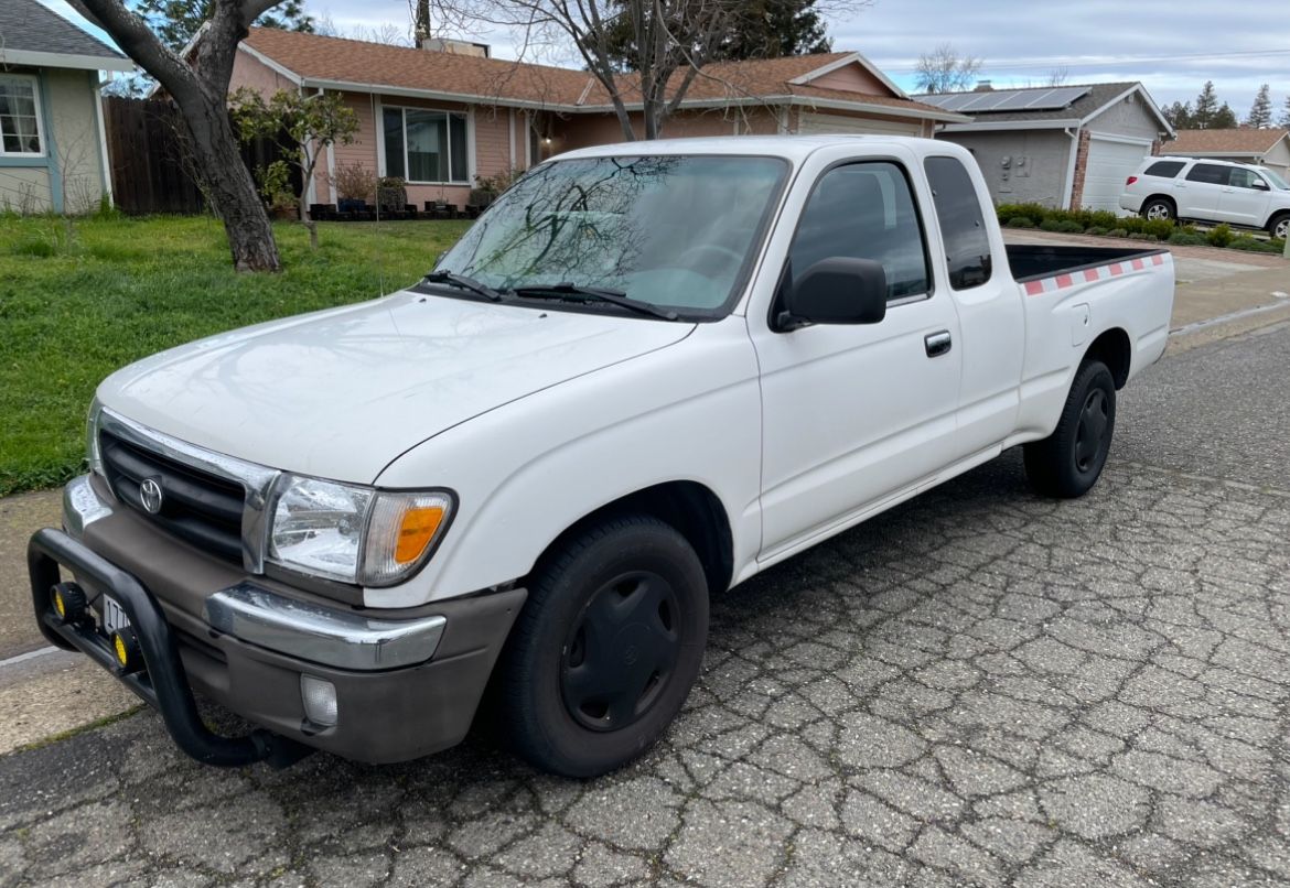 2000 Toyota Tacoma