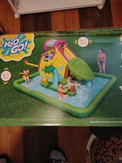 13 FT island/beach jumper/waterslide/pool