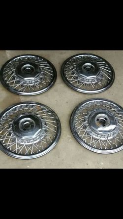 4 Buick LeSabre hub caps