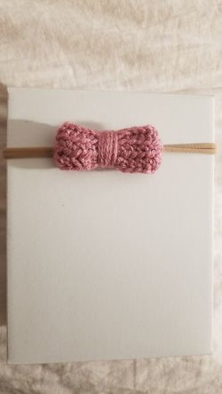 Bow on nylon headband