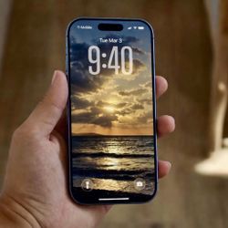 STILL AVAILABLE - iPhone 17 – 256GB – Unlocked – Pristine - 100% Battery – Warranty to Sept 2026