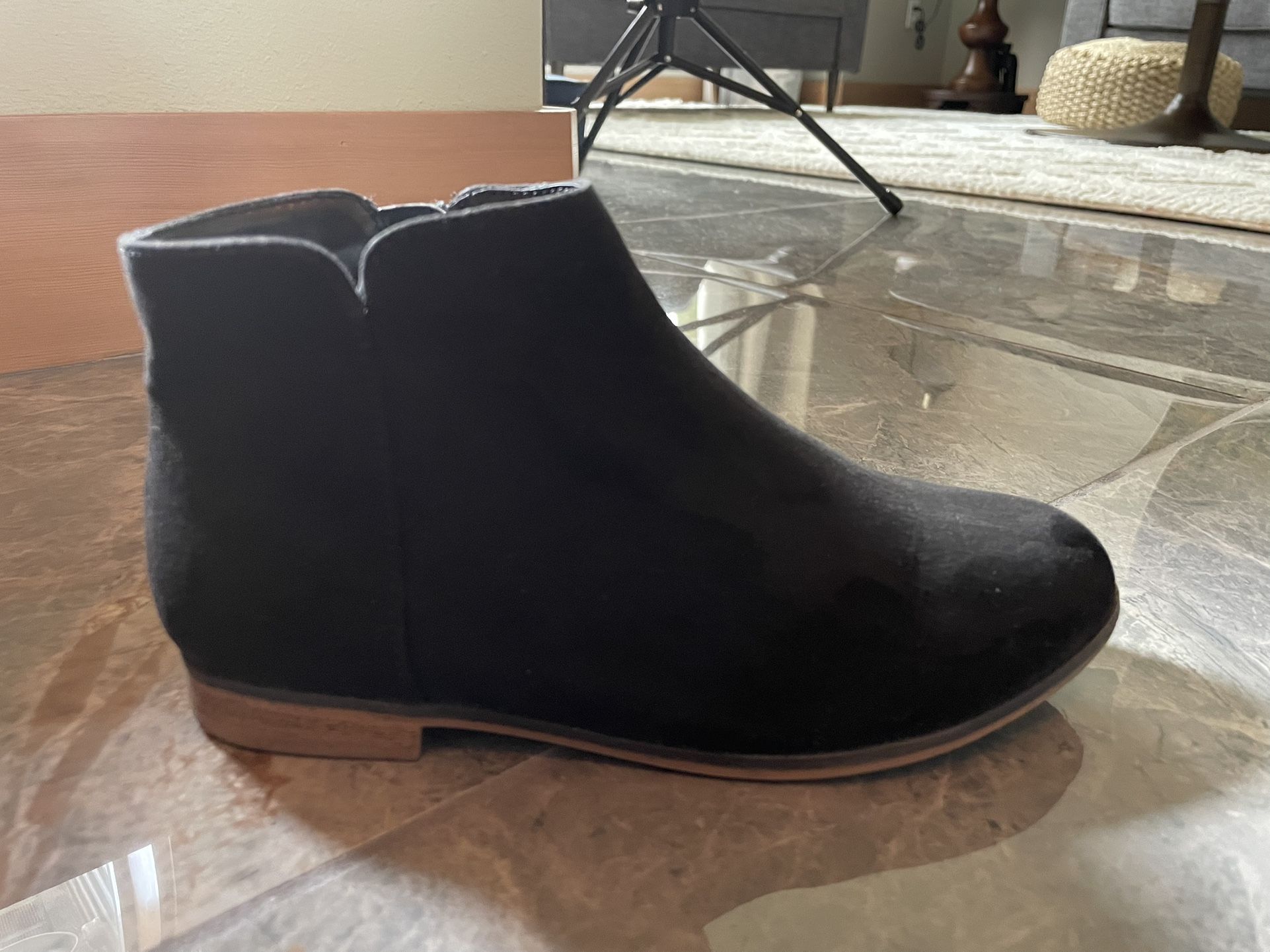 Girls Shoes