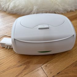 Wipes Warmer with an Integrated Nightlight
