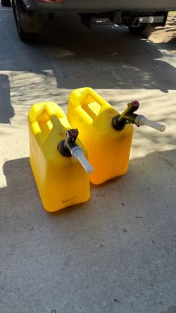 Gas can 5 gallon