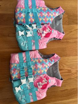 2 Like-New Kids Swim Vests (3–7Y) – $20 for Both