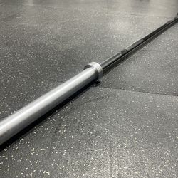 🔥🔥BRAND NEW RENEGADE 7’ 20kg OLYMPIC BARBELL FREE DELIVERY🚚