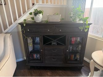 Cabinet (Buffet Cabinet), Matching Dining Set