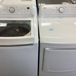 Washer & Dryer Set In White