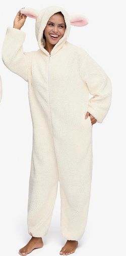 Lamb costume Adult Size M set includes a lamb jumpsuit.This white lamb is all white, with two cute ears on the furry hood. The front of the ears is pi