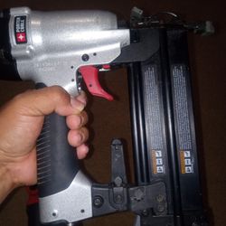 Brand nailer Porter Cable 