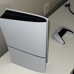 PlayStation 5 Digital Edition - Like New