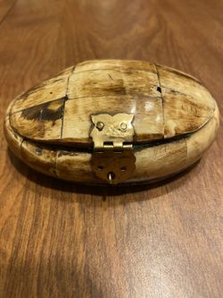 Small Bone Jewelry Box
