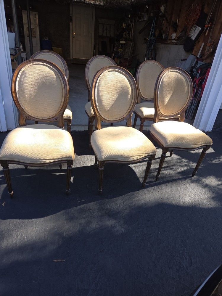 6- Dinning Room Cushioned Chair 