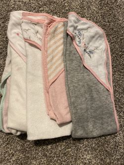 Cloud island Infant hooded towels set of 5