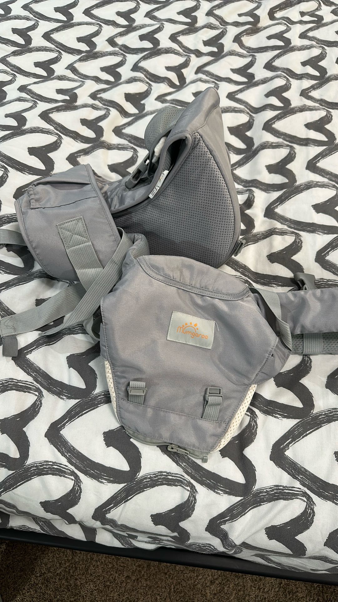 Mumgaroo Baby Carrier