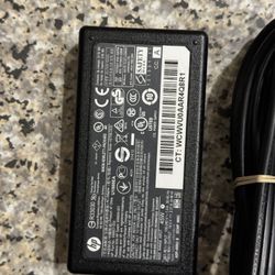 Genuine HP Laptop 45W 19.5V AC  Adapter Charger Power Supply.
