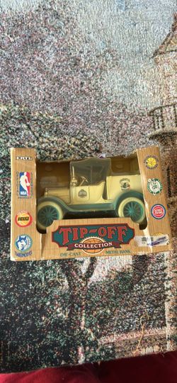 ERTL NBA Charlotte Hornets Die-Cast Metal Bank