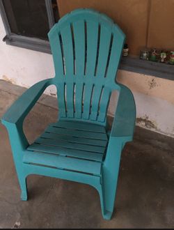 Nice Heavy Duty Plastic Chair 