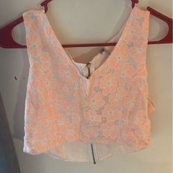 Beautiful Shirt White And Peach Size Large 
