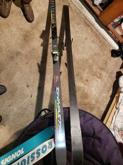 Cross country skies and bindings