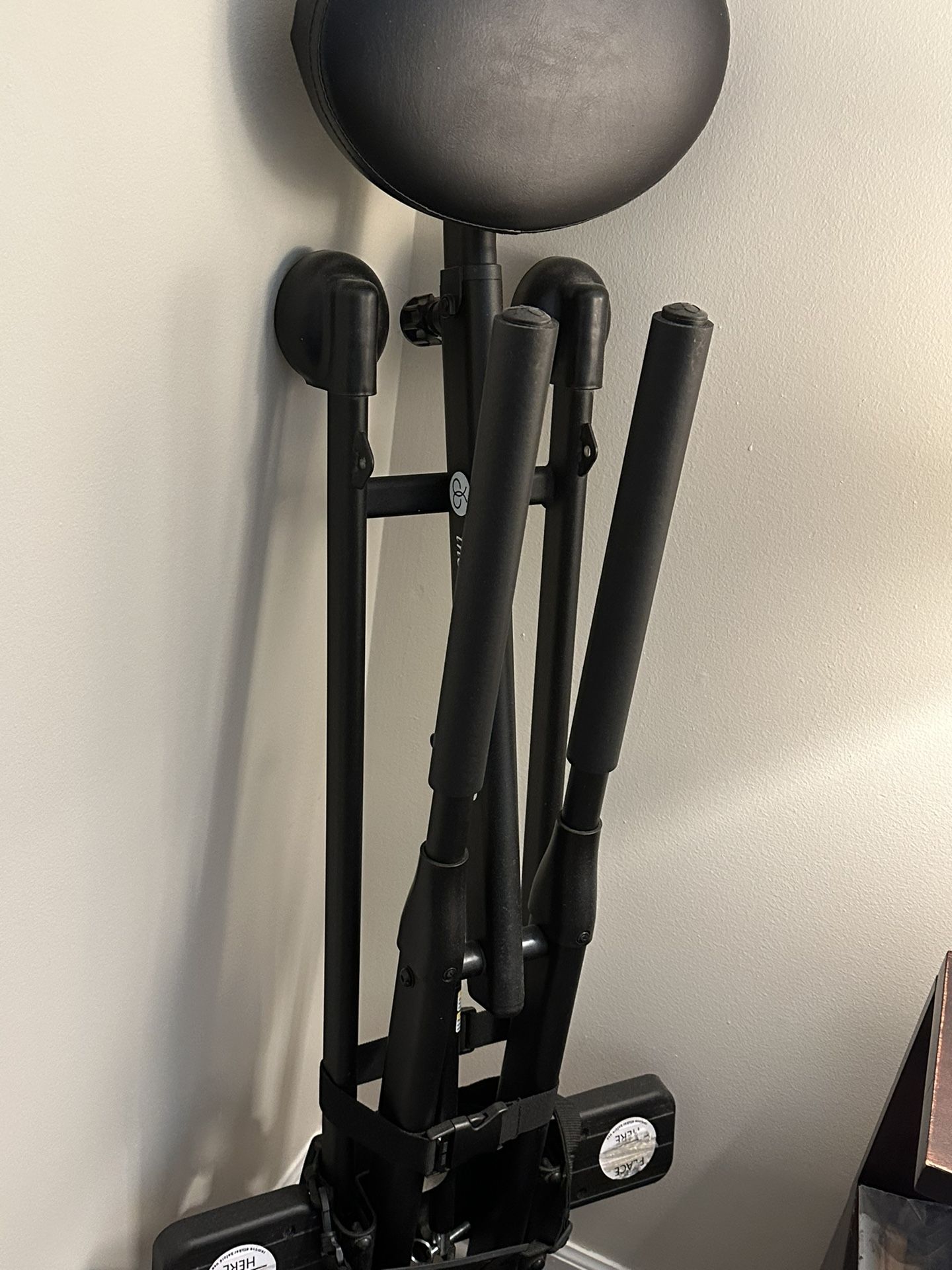 DB Method Squat Machine