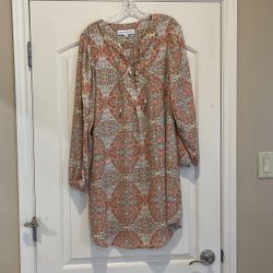 Women’s Dress Size M (fits like a Large)
