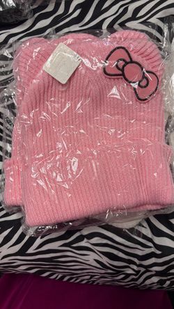 Pink or white Knit Beanie with Bow Patch