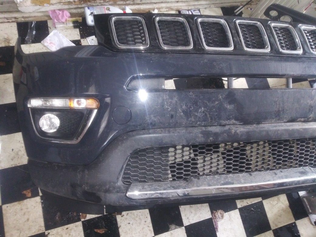 2019 Jeep Compass bumper