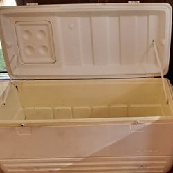 Igloo Ice Cava