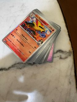 Bulk Pokémon cards lot