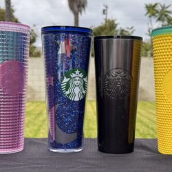 Starbucks Cups 