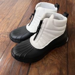 Women’s Sperry Duck Toe Boot