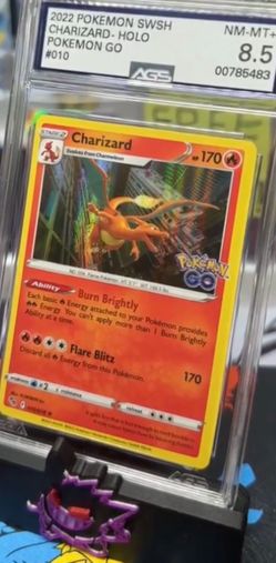 Charizard #010 Pokémon GO AGS 8.5