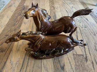 Horse Sculpture Decor, Perfect Condtion