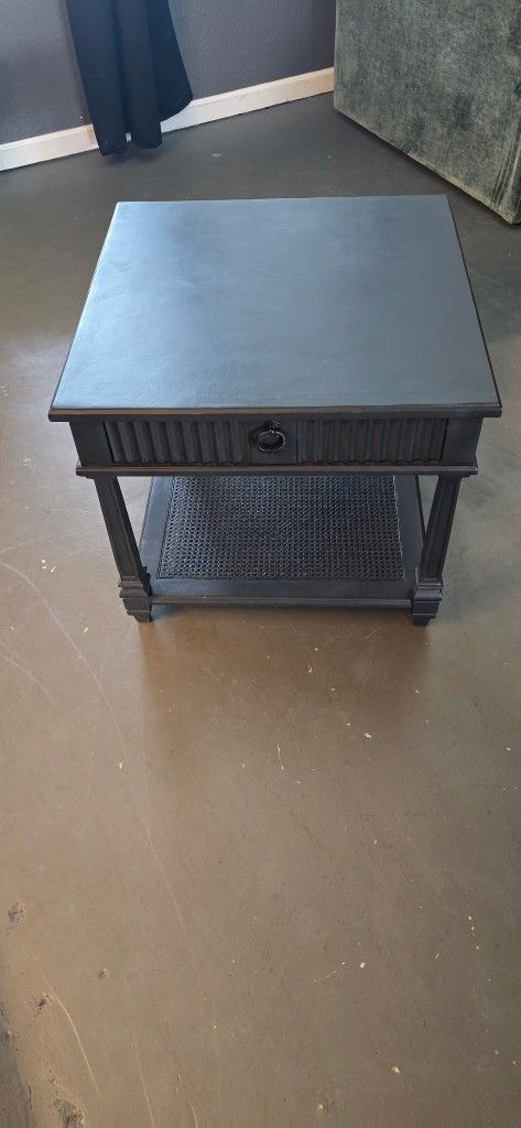 Antique ethen Allen solid wood with drawer end table