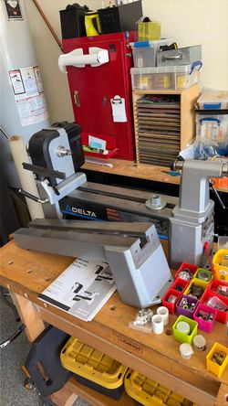 Delta 46-460  mini lathe