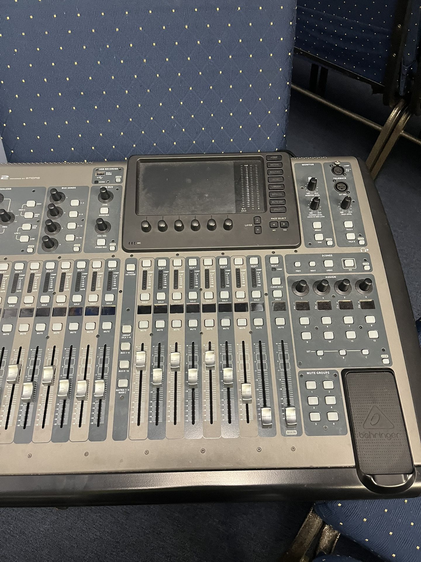 Behringer X32 with Midas X-Live and 32 Channel Split With ISO
