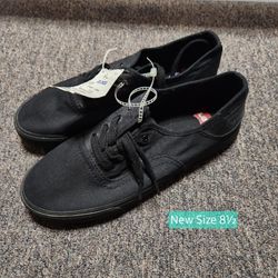 Levi's Shoes Size 8½