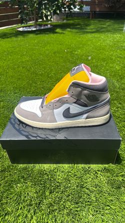 Jordan 1 Mid