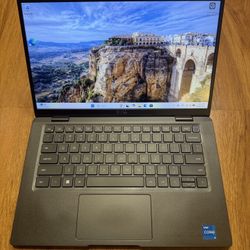 Dell Latitude 7320 core i5 11th gen 16GB Ram 256GB SSD Windows 11  14” UHD Screen Laptop with charger in Excellent Working condition!!!!!  Specificati