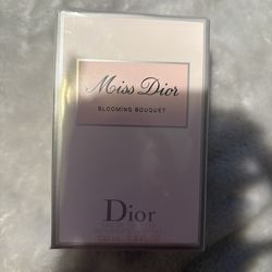 Miss Dior Blooming Bouquet