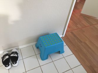 Kids Step stool $5
