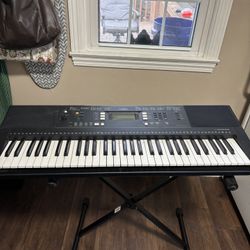 Yamaha PSR-E343 Portable Keyboard + Stand
