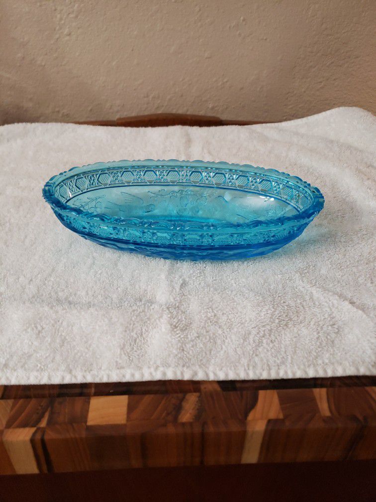 Vintage Indiana Glass Tiara Oval Bird And Berries Dish