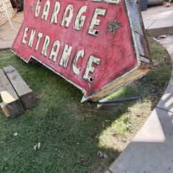 Garage Neon Sign 