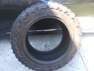 37 inch Thunder Tire