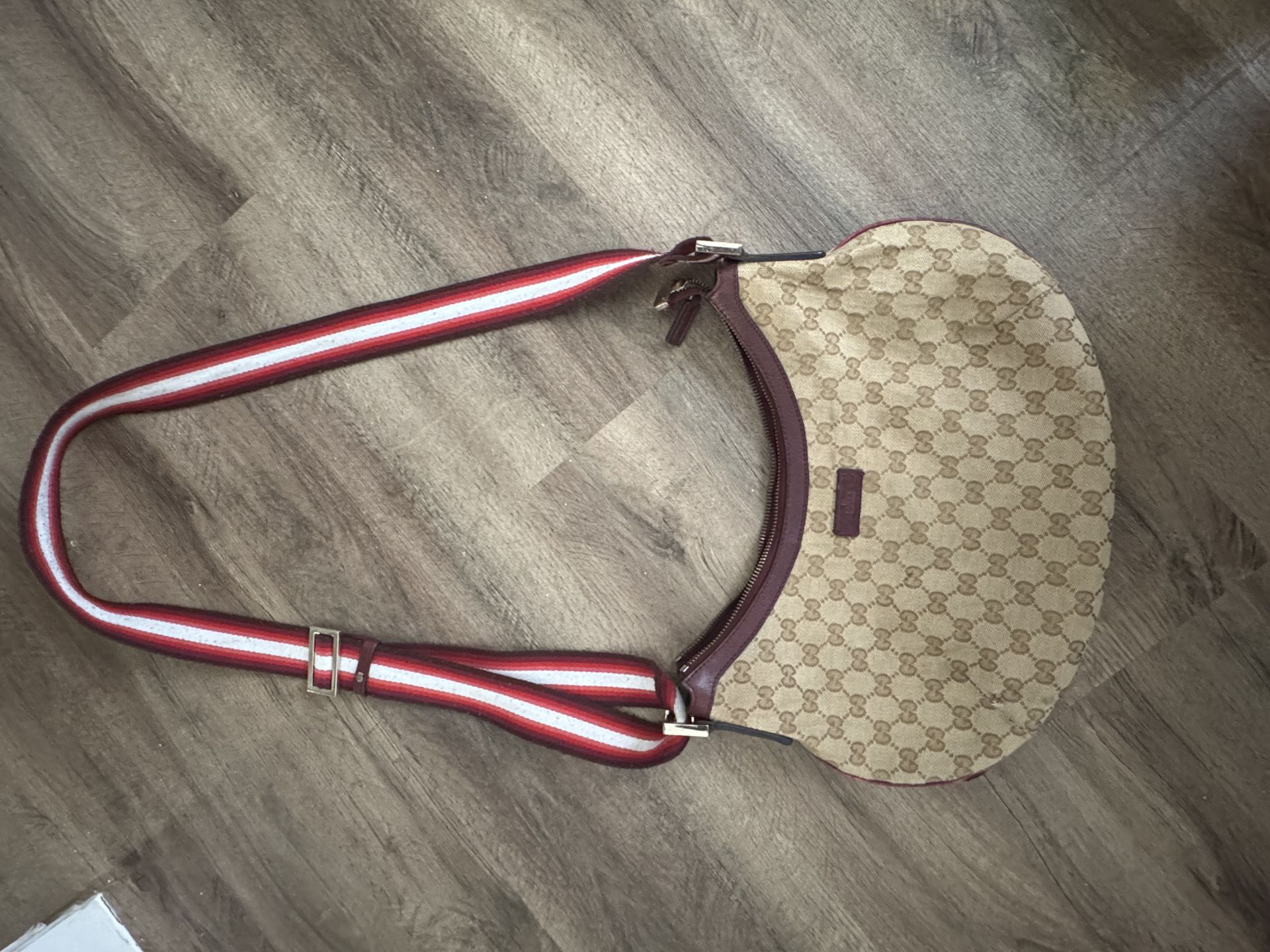 Gucci, brown and burgundy