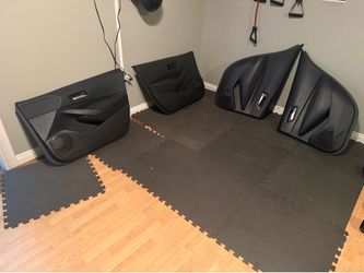 “Price to sell” door panels for corolla