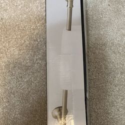 DeltaChamberlain 24 in. Wall Mount Towel Bar in Champagne Bronze