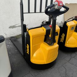 Electric Pallet Jack New Batteries With Warranty 